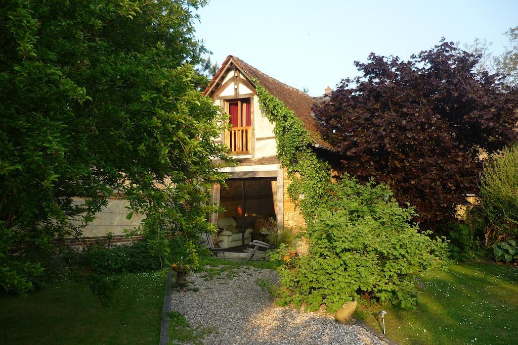 Au Fond Du Jardin Maison D'Hotes แซ็งต์-ซ็องส์ ภายนอก รูปภาพ