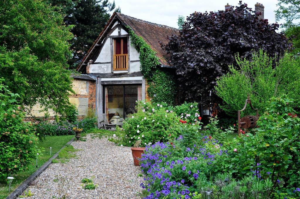 Au Fond Du Jardin Maison D'Hotes แซ็งต์-ซ็องส์ ภายนอก รูปภาพ